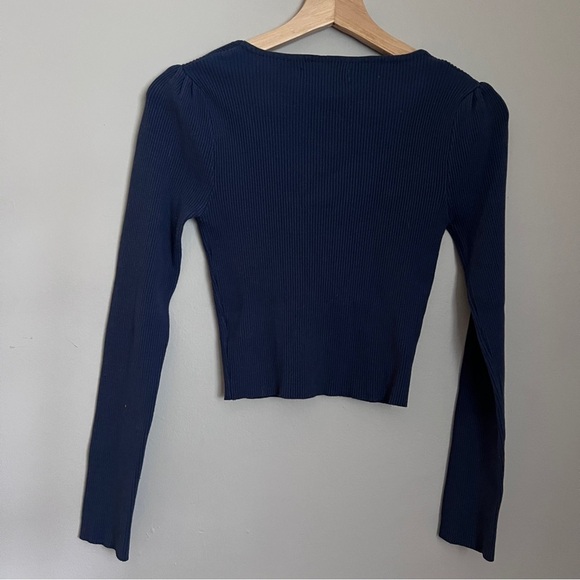Love Tree Deep Blue Ribbed Long Sleeve Knit Top Size M EUC - Picture 3 of 7